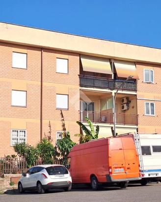 4 LOCALI A FALERIA