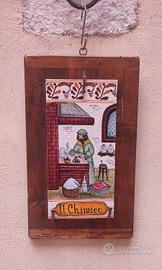 Mattone in ceramica Deruta su legno "Il Chimico"