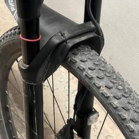 Bicicletta MTB in carbonio"Specialized"