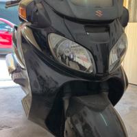 Suzuki Burgman 650