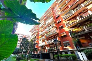 LUMINOSO TRILOCALE CON BALCONE ABITABILE E SOFFITT