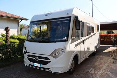 Camper Carado L447