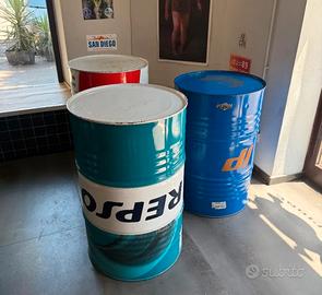 FUSTI BIDONI FERRO O PLASTICA 5 EURO
