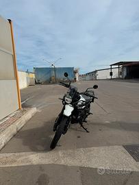 Royal Enfielsld 450 trattabile