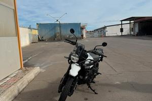 Royal Enfielsld 450 trattabile