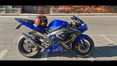 Yamaha r1 2002