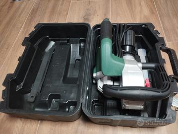 Fresatrice per scanalature 