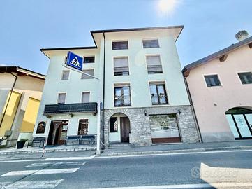 NEGOZIO A CHARVENSOD