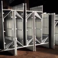 Ponteggio nuovo, impalcatura per edilizia nuova