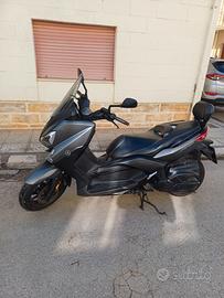 X MAX 400 ABS