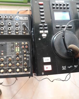 CONSOLLE PER DJ  PIÙ MIXER E CASSE AMPLI PER KARAO