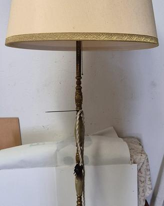 lampada da pavimento