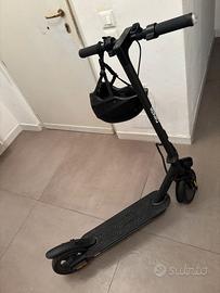 monopattino elettrico+casco