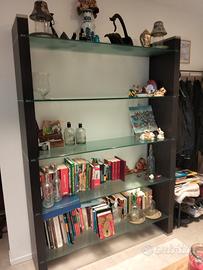 libreria moderna cristalli e struttura in legno 