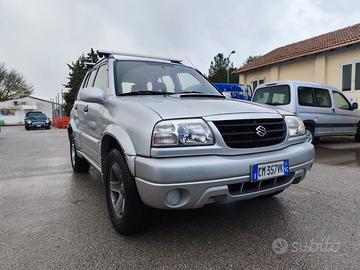 Suzuki Grand Vitara 2.0