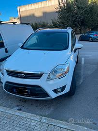 Ford kuga 2000TDI titanium