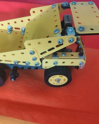 Camion per bambini "Meccano"