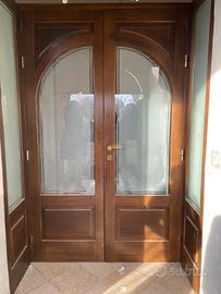 Porta con vetrata