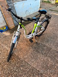 Bici elettrica city bike