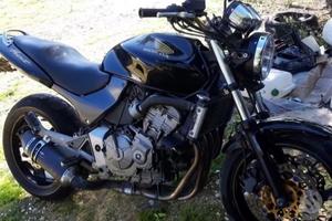 Honda hornet 600