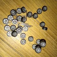 28 ruote con 14 assali per modifica custom modelli