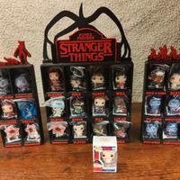 bacheca stranger things +collezione completa 24/24