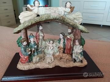 Presepe di Natale,pezzo unico poliresina,h.20 cm