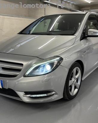 MERCEDES-BENZ B 180 CDI BlueEFFICIENCY Executive