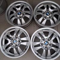 Quattro cerchi x bmw 16 pollici 100 euro