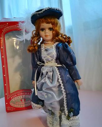 BAMBOLA PORCELLANA “ELISABETTA" STILE VITTORIANO