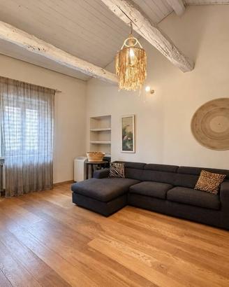 Villa di 258 m² con più di 5 locali a Montaldo Tor
