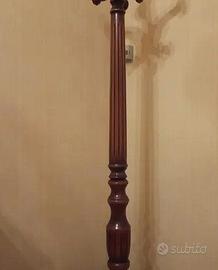 appendiabiti in legno
