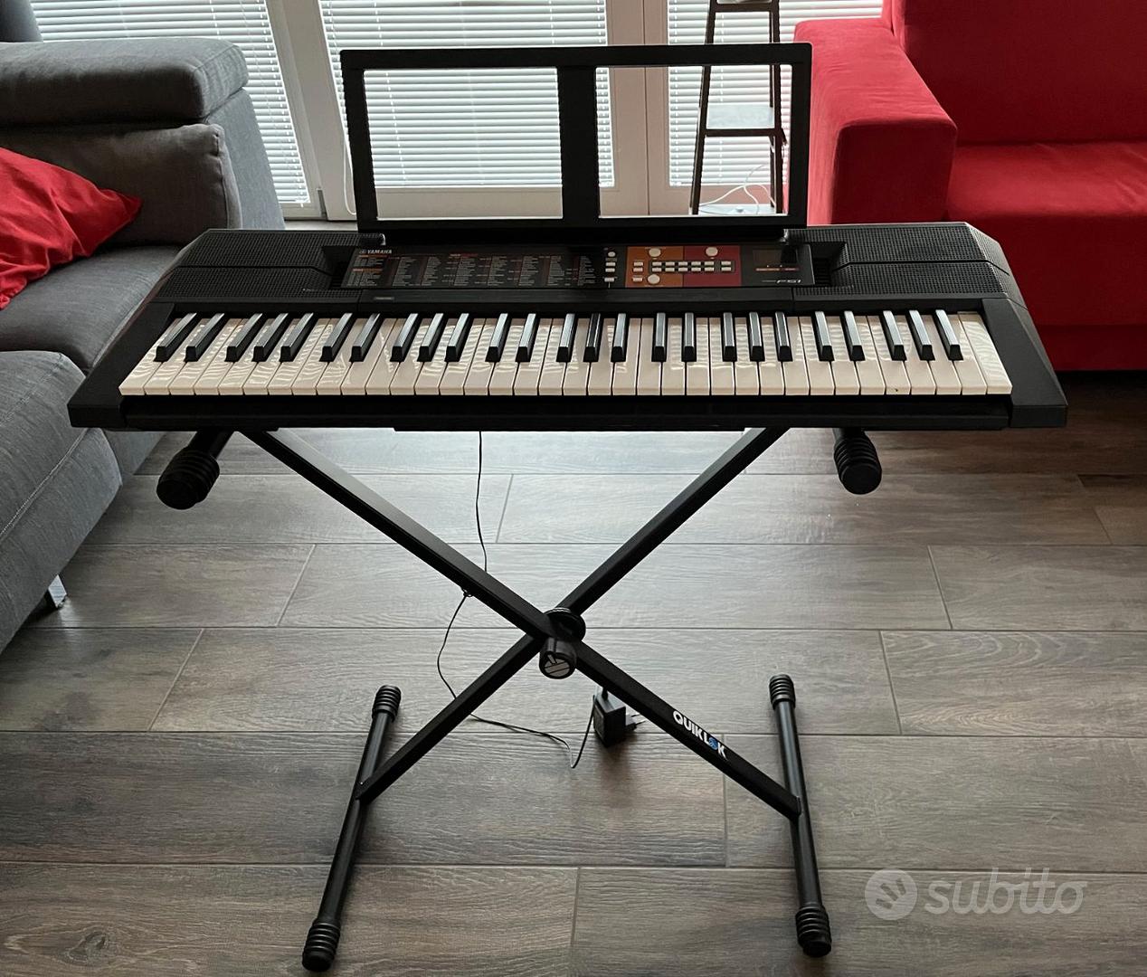 Yamaha PSR F51 tastiera musicale + SUPPORTO - Strumenti Musicali In vendita  a Venezia