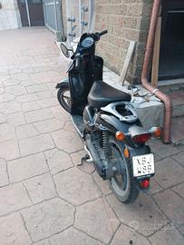 scooter aprilia scarabeo 50