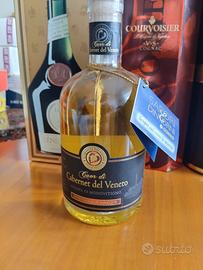 bottiglie  whisky cognac brandi grapa