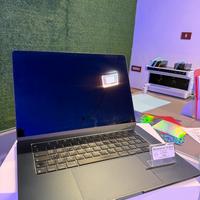 MacBook Air 15 2023 16GB RAM 512GB SSD M2