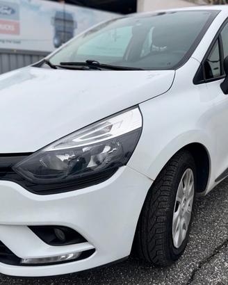 Renault Clio VAN 1.2 16v Business 75cv autocarro