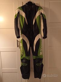 Tuta in pelle divisibile, guanti in pelle, casco