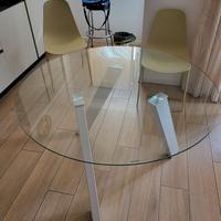tavolo tondo in vetro 
