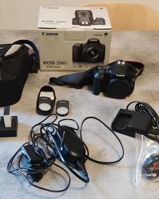 Canon 250D + accessori