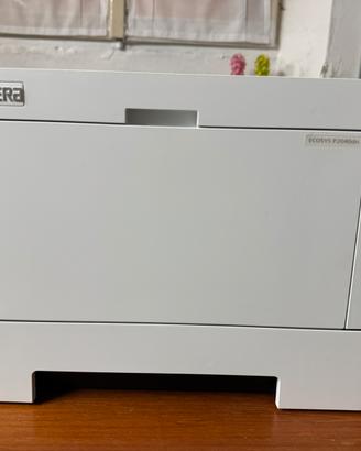 Stampante Kyocera Ecosys P2040dn con 3 toner