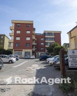 ELEGANTE APPARTAMENTO RISTRUTTURATO NEL CUORE DI M