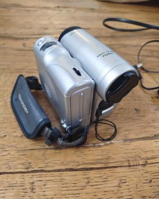 videocamera a cassette SHARP VL Z100