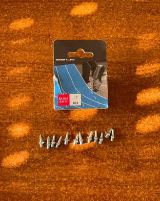Chiodi da 12mm per atletica leggera decathlon