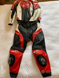 Tuta spezzara in pelle moto.