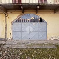 AUTORIMESSA A PINEROLO