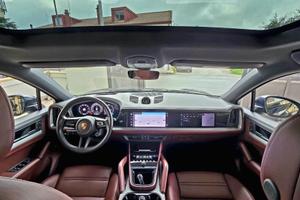 PORSCHE CAYENNE COUPE FACELIFT 3.0 E-HYBRID 470cv