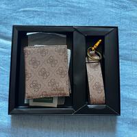 Portafoglio Guess Nuovo