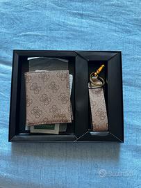 Portafoglio Guess Nuovo