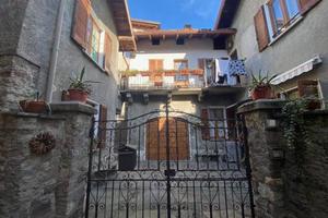 Villa di 150 m² con più di 5 locali e box auto a M